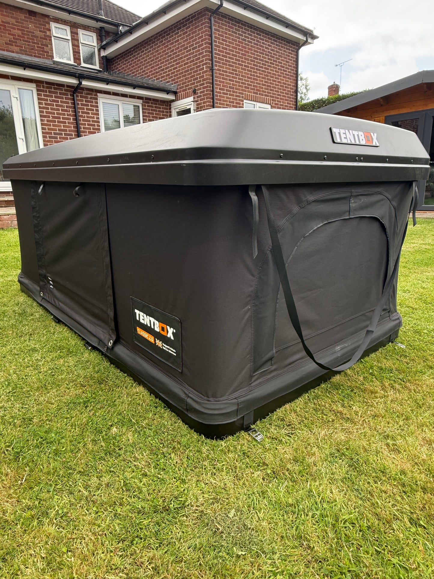 Tentbox Classic 2.0 Immaculate Condition with Security Accessories